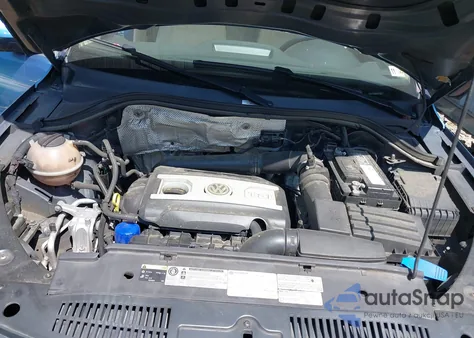 2017 Volkswagen Tiguan 2.0T Wolfsburg Edition z USA, uszkodzony, nr VIN WVGSV7AX0HK011669